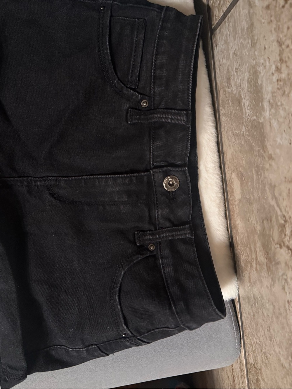 🩷women  Black Jeans - Classic Slim Fit